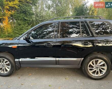 Черный Хендай Санта Фе, объемом двигателя 2.4 л и пробегом 175 тыс. км за 6800 $, фото 7 на Automoto.ua