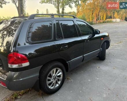 Черный Хендай Санта Фе, объемом двигателя 2.4 л и пробегом 175 тыс. км за 6800 $, фото 20 на Automoto.ua