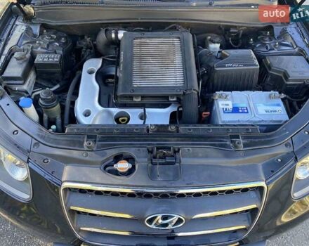 Черный Хендай Санта Фе, объемом двигателя 2.19 л и пробегом 276 тыс. км за 9999 $, фото 29 на Automoto.ua