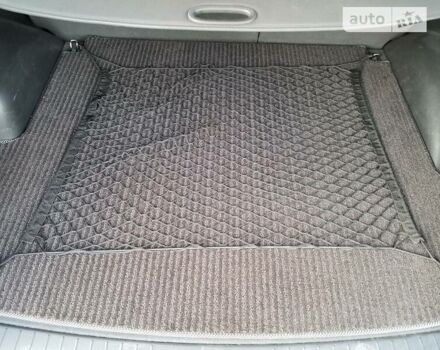 Черный Хендай Санта Фе, объемом двигателя 2.2 л и пробегом 245 тыс. км за 9500 $, фото 21 на Automoto.ua