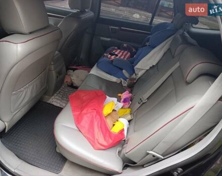 Чорний Хендай Санта Фе, об'ємом двигуна 2.7 л та пробігом 295 тис. км за 8700 $, фото 2 на Automoto.ua