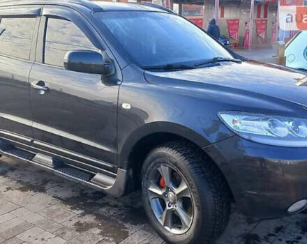 Черный Хендай Санта Фе, объемом двигателя 2.19 л и пробегом 240 тыс. км за 8300 $, фото 11 на Automoto.ua