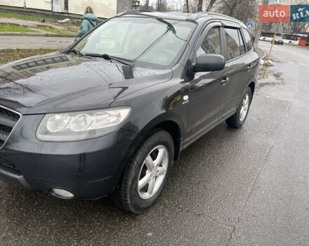 Черный Хендай Санта Фе, объемом двигателя 2.19 л и пробегом 214 тыс. км за 9700 $, фото 1 на Automoto.ua