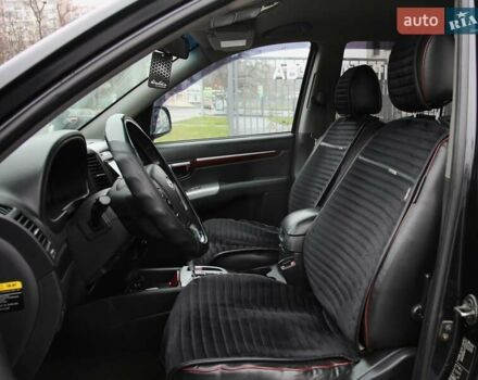 Чорний Хендай Санта Фе, об'ємом двигуна 2.19 л та пробігом 245 тис. км за 10300 $, фото 6 на Automoto.ua
