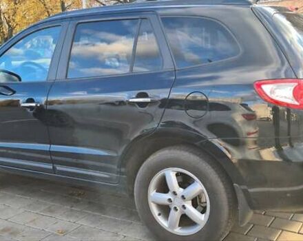 Черный Хендай Санта Фе, объемом двигателя 2.2 л и пробегом 195 тыс. км за 9500 $, фото 11 на Automoto.ua