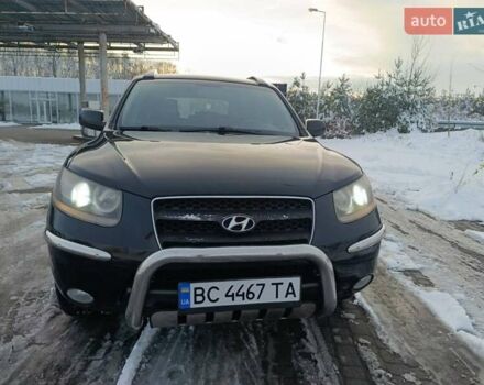 Черный Хендай Санта Фе, объемом двигателя 2.19 л и пробегом 250 тыс. км за 8600 $, фото 3 на Automoto.ua