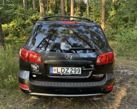 Черный Хендай Санта Фе, объемом двигателя 2.2 л и пробегом 306 тыс. км за 5826 $, фото 4 на Automoto.ua