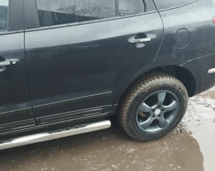 Черный Хендай Санта Фе, объемом двигателя 2.2 л и пробегом 244 тыс. км за 10500 $, фото 14 на Automoto.ua