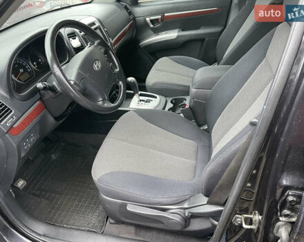 Чорний Хендай Санта Фе, об'ємом двигуна 2.19 л та пробігом 252 тис. км за 8400 $, фото 16 на Automoto.ua