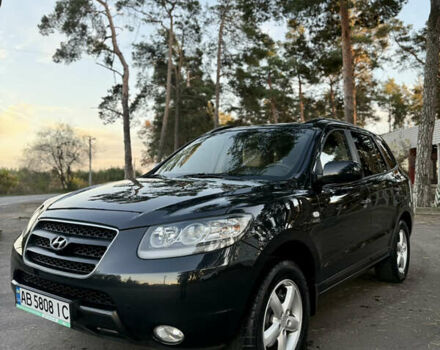 Черный Хендай Санта Фе, объемом двигателя 2.19 л и пробегом 235 тыс. км за 9999 $, фото 7 на Automoto.ua