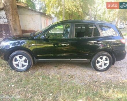 Черный Хендай Санта Фе, объемом двигателя 2.2 л и пробегом 247 тыс. км за 9000 $, фото 6 на Automoto.ua
