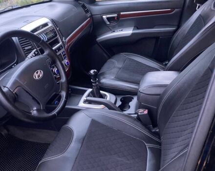 Чорний Хендай Санта Фе, об'ємом двигуна 2.2 л та пробігом 253 тис. км за 10500 $, фото 6 на Automoto.ua