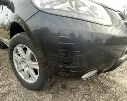 Черный Хендай Санта Фе, объемом двигателя 2.19 л и пробегом 162 тыс. км за 8500 $, фото 9 на Automoto.ua