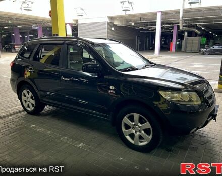 Черный Хендай Санта Фе, объемом двигателя 2.2 л и пробегом 314 тыс. км за 8600 $, фото 1 на Automoto.ua