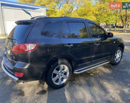 Черный Хендай Санта Фе, объемом двигателя 2.19 л и пробегом 276 тыс. км за 9999 $, фото 6 на Automoto.ua