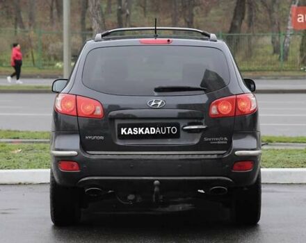 Чорний Хендай Санта Фе, об'ємом двигуна 2.19 л та пробігом 245 тис. км за 10300 $, фото 4 на Automoto.ua