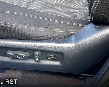 Чорний Хендай Санта Фе, об'ємом двигуна 2.7 л та пробігом 198 тис. км за 8500 $, фото 9 на Automoto.ua