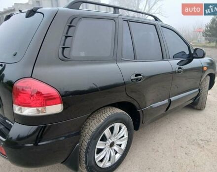 Черный Хендай Санта Фе, объемом двигателя 2.66 л и пробегом 195 тыс. км за 5699 $, фото 17 на Automoto.ua