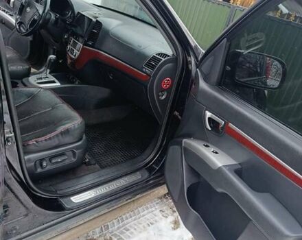 Черный Хендай Санта Фе, объемом двигателя 2.19 л и пробегом 250 тыс. км за 8600 $, фото 15 на Automoto.ua