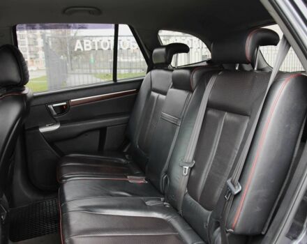 Чорний Хендай Санта Фе, об'ємом двигуна 2.2 л та пробігом 245 тис. км за 10300 $, фото 7 на Automoto.ua