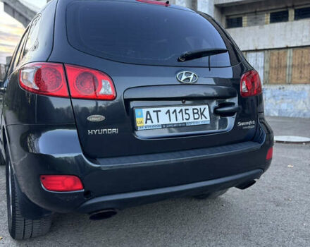 Черный Хендай Санта Фе, объемом двигателя 2.19 л и пробегом 215 тыс. км за 8500 $, фото 5 на Automoto.ua