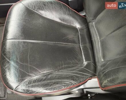 Черный Хендай Санта Фе, объемом двигателя 2.19 л и пробегом 303 тыс. км за 9000 $, фото 5 на Automoto.ua