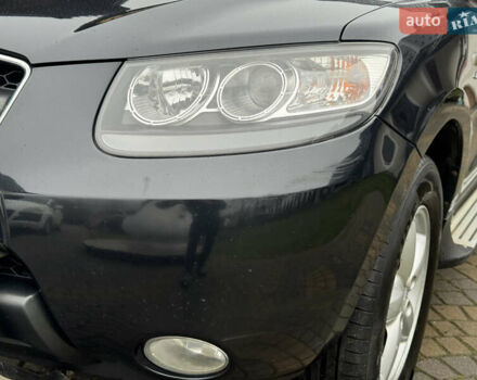 Черный Хендай Санта Фе, объемом двигателя 2.2 л и пробегом 243 тыс. км за 8999 $, фото 15 на Automoto.ua