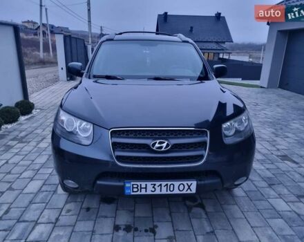 Черный Хендай Санта Фе, объемом двигателя 2.19 л и пробегом 310 тыс. км за 10200 $, фото 3 на Automoto.ua