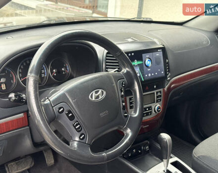 Черный Хендай Санта Фе, объемом двигателя 2.2 л и пробегом 243 тыс. км за 8999 $, фото 18 на Automoto.ua