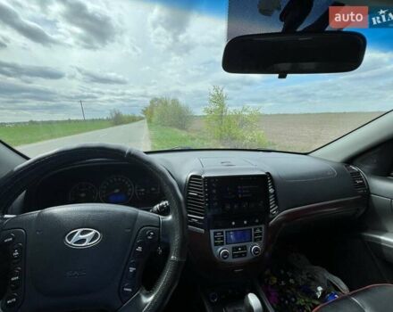 Черный Хендай Санта Фе, объемом двигателя 2.2 л и пробегом 265 тыс. км за 9000 $, фото 4 на Automoto.ua