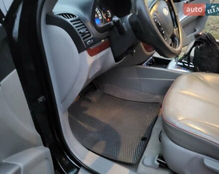 Черный Хендай Санта Фе, объемом двигателя 2.2 л и пробегом 174 тыс. км за 9850 $, фото 96 на Automoto.ua