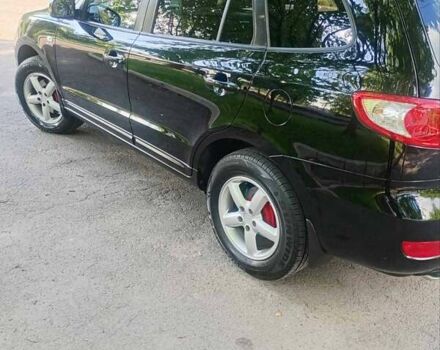 Черный Хендай Санта Фе, объемом двигателя 2.66 л и пробегом 250 тыс. км за 8800 $, фото 3 на Automoto.ua