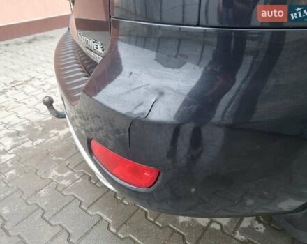 Черный Хендай Санта Фе, объемом двигателя 2.19 л и пробегом 310 тыс. км за 10200 $, фото 27 на Automoto.ua