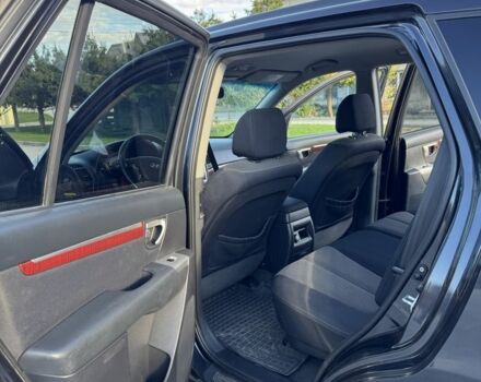 Чорний Хендай Санта Фе, об'ємом двигуна 2.2 л та пробігом 259 тис. км за 8900 $, фото 4 на Automoto.ua