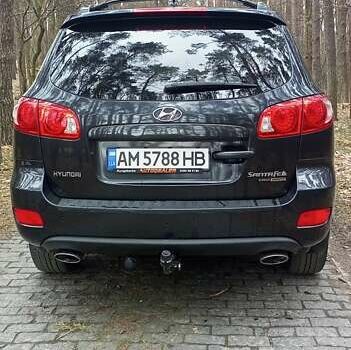 Черный Хендай Санта Фе, объемом двигателя 2.2 л и пробегом 249 тыс. км за 10300 $, фото 12 на Automoto.ua