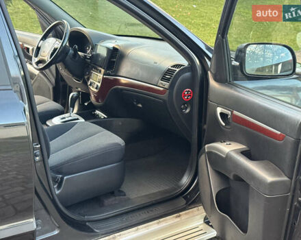 Чорний Хендай Санта Фе, об'ємом двигуна 2.2 л та пробігом 243 тис. км за 9450 $, фото 19 на Automoto.ua