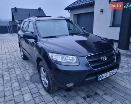 Черный Хендай Санта Фе, объемом двигателя 2.19 л и пробегом 310 тыс. км за 10200 $, фото 4 на Automoto.ua