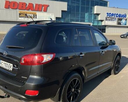 Черный Хендай Санта Фе, объемом двигателя 2.19 л и пробегом 240 тыс. км за 10500 $, фото 6 на Automoto.ua