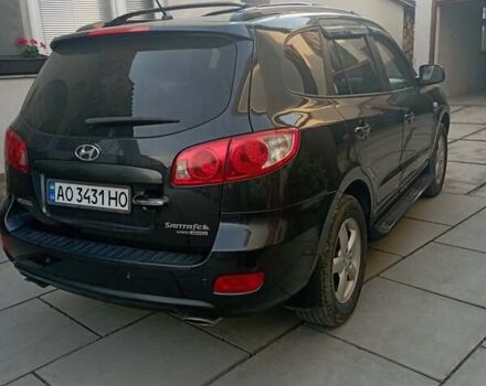Черный Хендай Санта Фе, объемом двигателя 2.19 л и пробегом 230 тыс. км за 9700 $, фото 13 на Automoto.ua