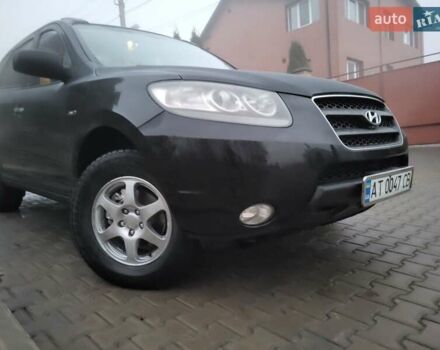 Черный Хендай Санта Фе, объемом двигателя 2.2 л и пробегом 174 тыс. км за 9850 $, фото 5 на Automoto.ua