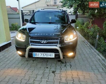 Черный Хендай Санта Фе, объемом двигателя 2.19 л и пробегом 295 тыс. км за 9500 $, фото 6 на Automoto.ua