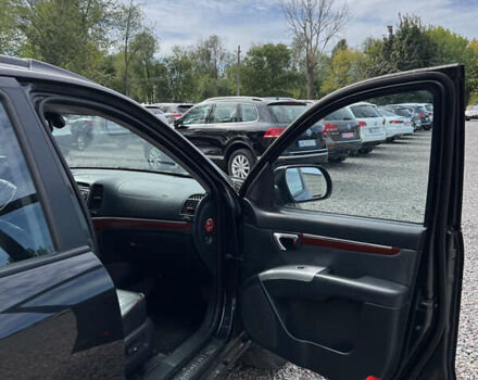 Черный Хендай Санта Фе, объемом двигателя 2.66 л и пробегом 225 тыс. км за 8200 $, фото 14 на Automoto.ua