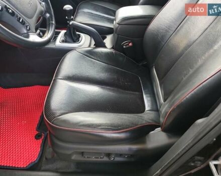 Черный Хендай Санта Фе, объемом двигателя 2.19 л и пробегом 181 тыс. км за 11000 $, фото 13 на Automoto.ua