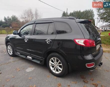 Черный Хендай Санта Фе, объемом двигателя 2.19 л и пробегом 220 тыс. км за 12000 $, фото 4 на Automoto.ua