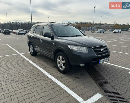 Чорний Хендай Санта Фе, об'ємом двигуна 2.7 л та пробігом 324 тис. км за 8500 $, фото 3 на Automoto.ua