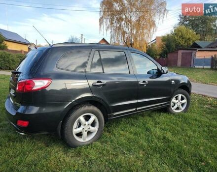 Черный Хендай Санта Фе, объемом двигателя 2.19 л и пробегом 181 тыс. км за 11000 $, фото 16 на Automoto.ua