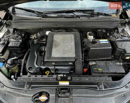 Черный Хендай Санта Фе, объемом двигателя 2.19 л и пробегом 220 тыс. км за 12000 $, фото 13 на Automoto.ua