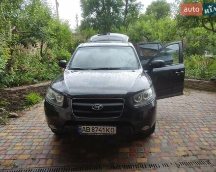 Чорний Хендай Санта Фе, об'ємом двигуна 2.19 л та пробігом 210 тис. км за 11100 $, фото 1 на Automoto.ua