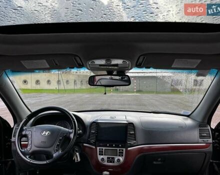 Черный Хендай Санта Фе, объемом двигателя 2.19 л и пробегом 220 тыс. км за 12000 $, фото 11 на Automoto.ua