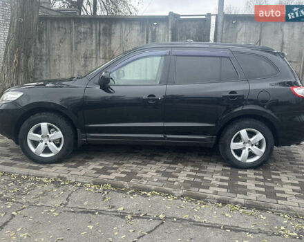 Черный Хендай Санта Фе, объемом двигателя 2.66 л и пробегом 223 тыс. км за 7900 $, фото 7 на Automoto.ua